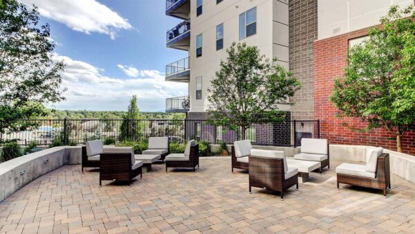 Apartment community Outdoor Lounge at Griffis Fiddler's Green in Centennial, Colorado.