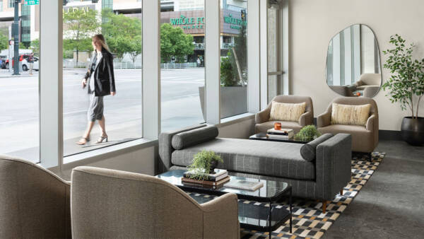 Leasing Center