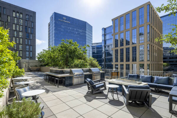 Apartment Grilling Stations and Fire Pit