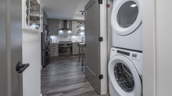Apartment with In-Home Washer and Dryer