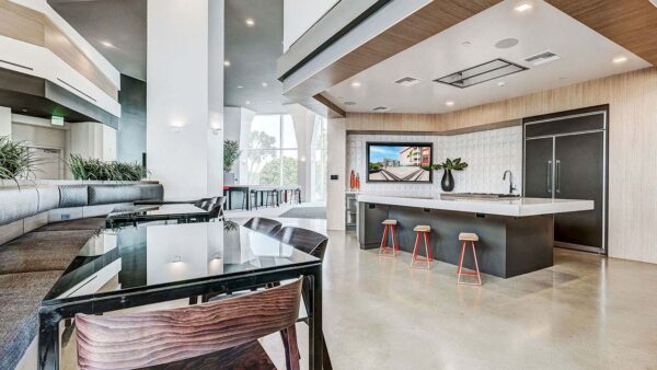 Griffis Platinum Triangle resident lounge with community kitchen.