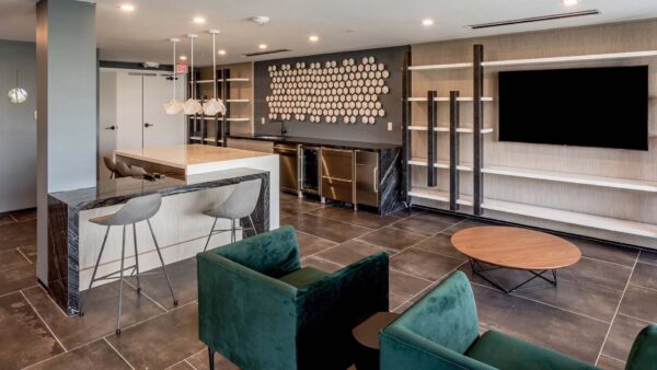 Griffis Pompano Beach resident lounge.