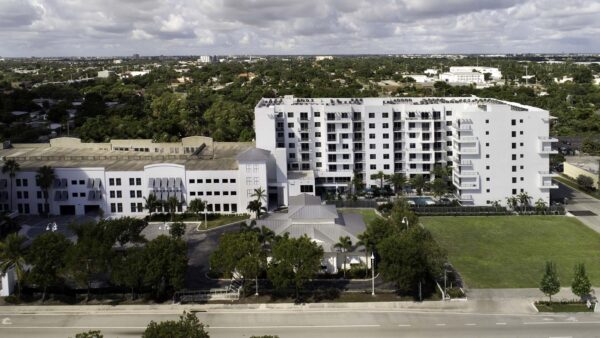 Griffis Pompano Beach exterior.