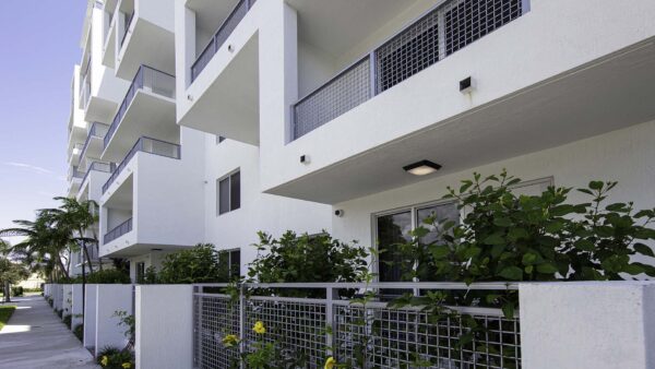 Griffis Pompano Beach exterior.