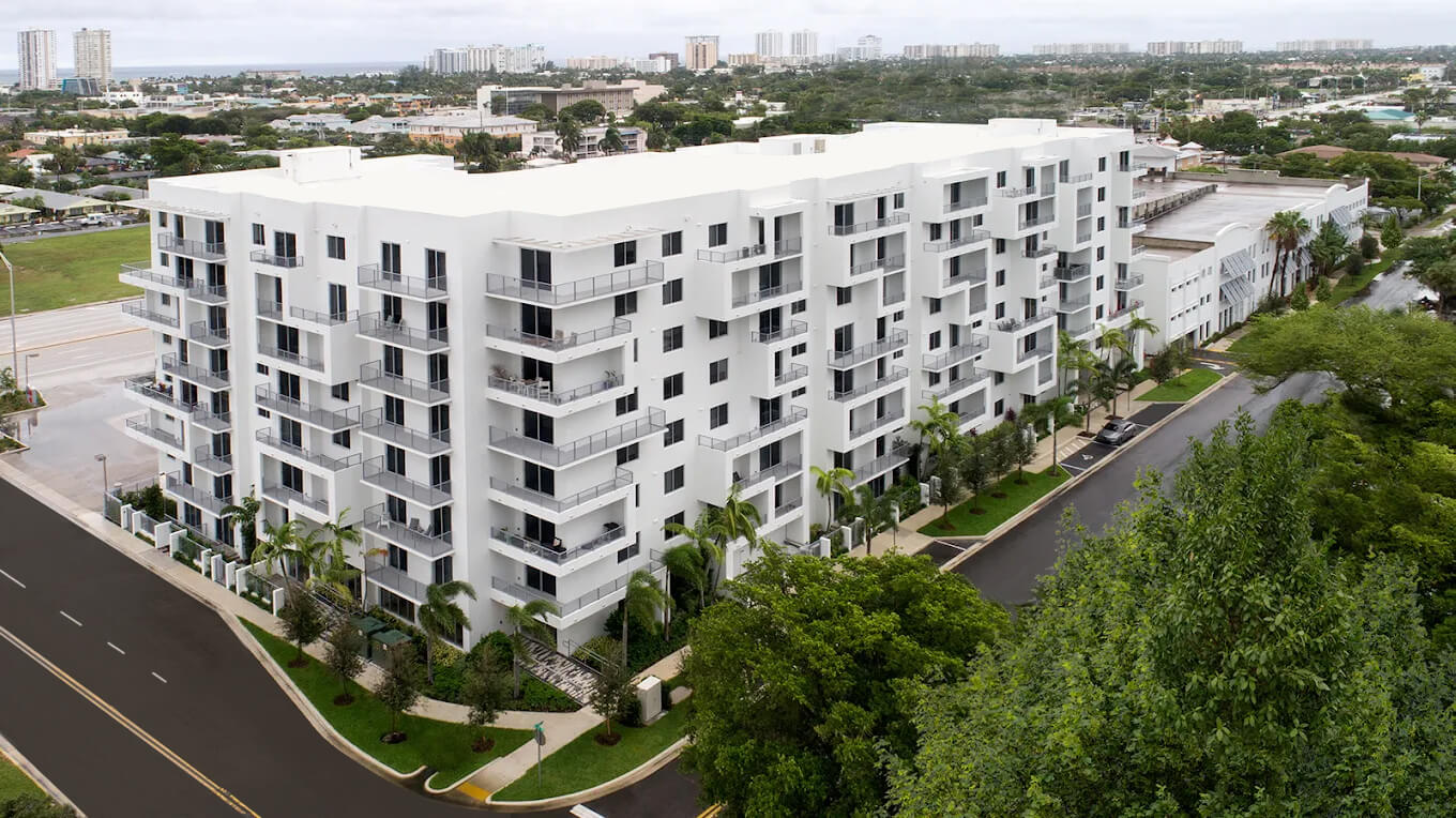 Griffis Pompano Beach Exterior