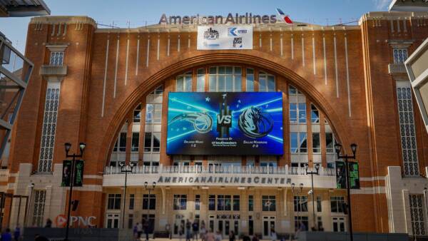 American Airlines Arena in Dallas, TX